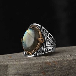 925 Sterling Silver Men's Ring with Labradorite Stone - 2