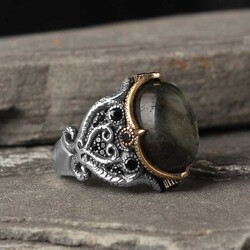 925 Sterling Silver Men's Ring with Labradorite Stone - 1