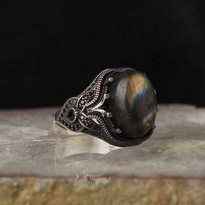 925 Sterling Silver Men's Ring with Labradorite Stone - 1