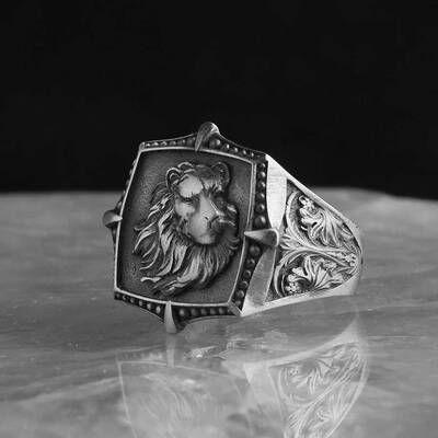 925 Sterling Silver Men's Ring with Lion Symbol - 1