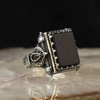 925 Sterling Silver Men's Ring with Onyx Stone - 1