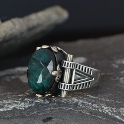 925 Sterling Silver Men's Ring with Semi-Precious Emerald Stone - 1