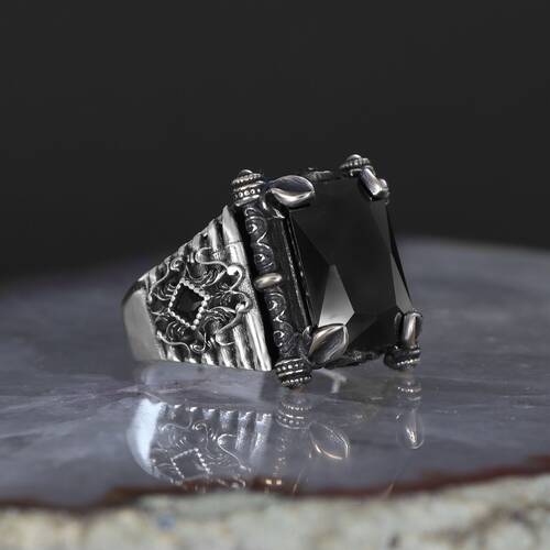 925 Sterling Silver Men's Ring with Zircon Stone - 1