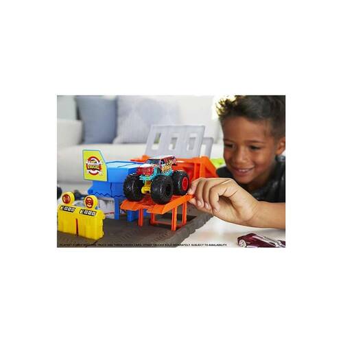 Hot Wheels Monster Trucks Explosion Station Playset - 3