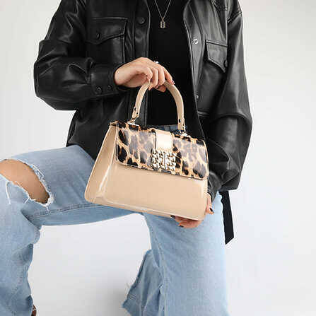 Patent Leather Hand and Shoulder Bag - 1