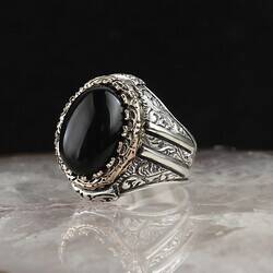 Pencil Workmanship Silver Men's Ring with Onyx Stone - 2