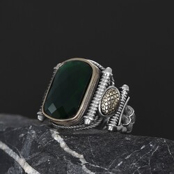 Silver Men's Ring with Green Zircon Stone - 1