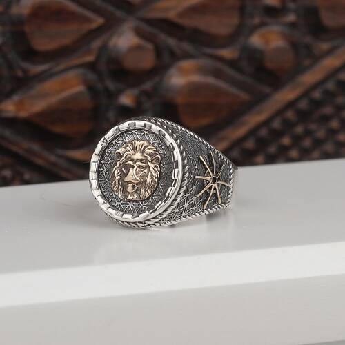 Silver Men's Ring with Lion Symbol - 1